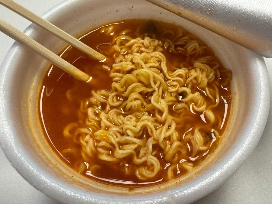 컵라면 ㅇㅈ안합니까?